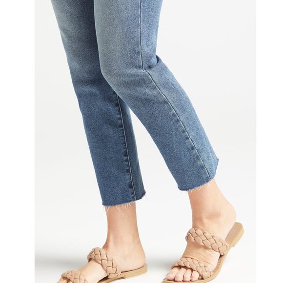 Evereve EVER Straight Jean - Picture 5 of 10